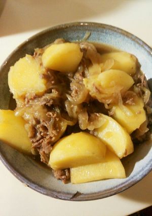 簡単✩煮込み10分我が家の定番肉じゃが-レシピのメイン写真