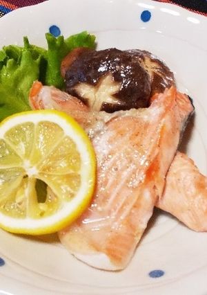 レンジで簡単☆鮭と椎茸の酒蒸し-レシピのメイン写真