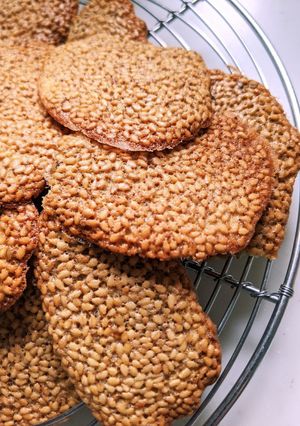 卵白消費…香ばしい♣ごまのチュイール-レシピのメイン写真