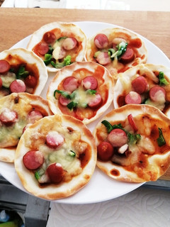 餃子の皮アレンジ!子どもが喜ぶ簡単ピザ。-レシピのメイン写真