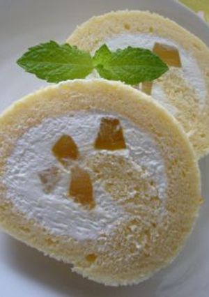 さっぱり♪夏のマンゴーのロールケーキ-レシピのメイン写真