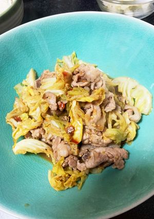 キャベツと豚コマだけ！簡単回鍋肉-レシピのメイン写真