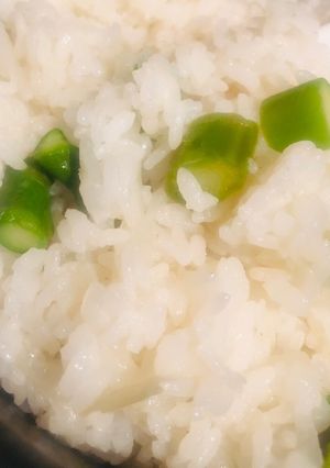 アスパラと新玉ねぎの炊き込みご飯-レシピのメイン写真