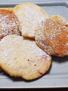 ヨーグルトとジャムで爽やかパンケーキ-レシピのメイン写真