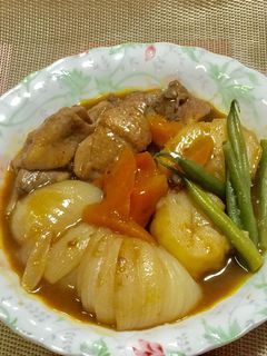 新玉ねぎと新じゃがいもと鶏肉のカレー煮-レシピのメイン写真