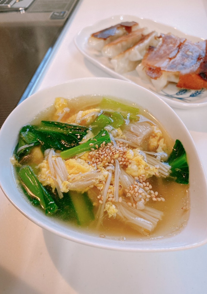 簡単！小松菜（水菜）とえのきの中華スープ-レシピのメイン写真