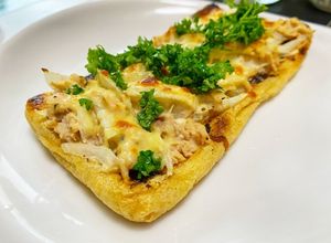 高たんぱく低カロ♪ツナ玉油揚げの和風ピザ-レシピのメイン写真