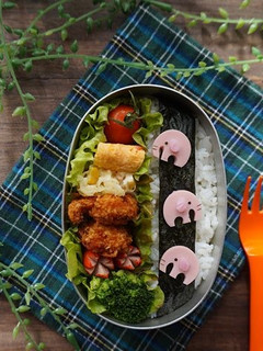 魚肉ソーセージでぞうさんのお弁当-レシピのメイン写真