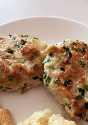 鶏むねミンチとニラの豆腐ハンバーグ-レシピのメイン写真