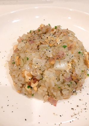 パセリは散らすもの〜ガーリック炒飯〜-レシピのメイン写真