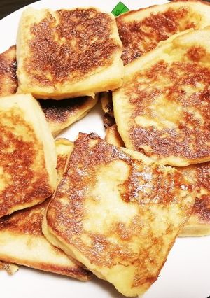 パンの耳入りフレンチトースト-レシピのメイン写真