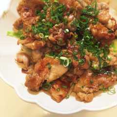 รูปของ 味付け豚肉炒めとキャベツ