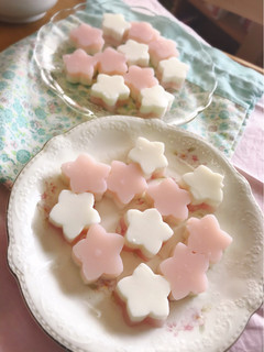 桜と牛乳の2層寒天-レシピのメイン写真