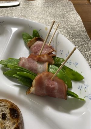 絹さやのベーコン巻き 5分チンで♪-レシピのメイン写真