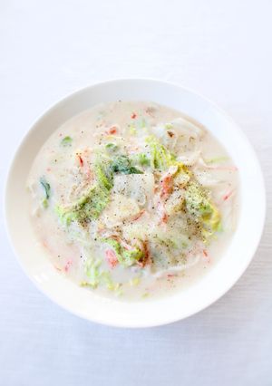 旨味もプラスして、定番【白菜のクリーム煮-レシピのメイン写真