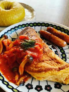 スフレオムレツ トマトソース添え-レシピのメイン写真