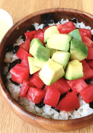 マグロの代わりにトマト!ポキ丼!森之翼-レシピのメイン写真