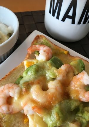 アボカドとエビがあったらトースト-レシピのメイン写真