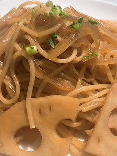 バター香るレンコンの和風醤油パスタ-レシピのメイン写真