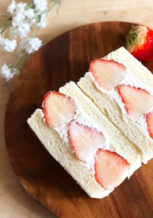お家で簡単いちごサンド-レシピのメイン写真