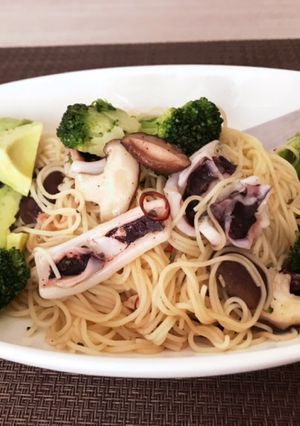 糖質制限♡糖質ゼロ麺イカのペペロンチーノ-レシピのメイン写真