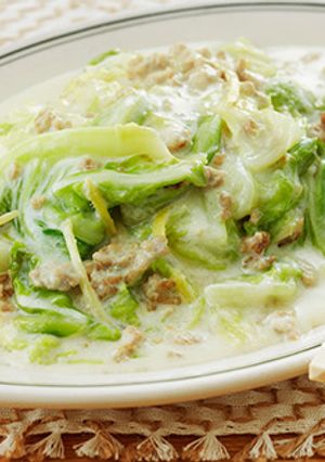 鶏ひき肉とキャベツのフライパンミルク煮-レシピのメイン写真