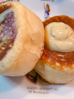ココナッツ香るふわふわホットケーキ-レシピのメイン写真