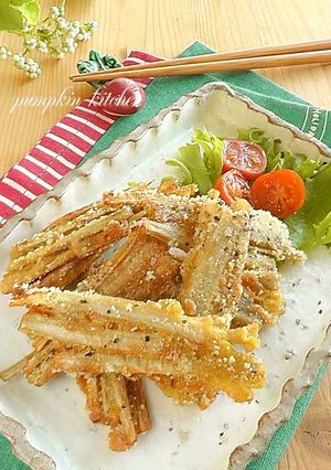 止まらないっ！揚げゴボウの粉チーズ和え-レシピのメイン写真