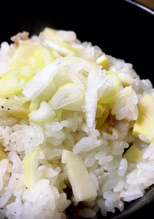 タケノコと豚バラ肉の炊き込みご飯-レシピのメイン写真