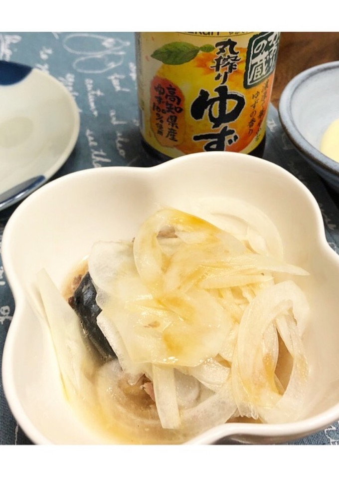 簡単☆鯖の水煮の玉ねぎゆずぽんがけ-レシピのメイン写真