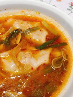 餃子入りキムチスープ♪-レシピのメイン写真