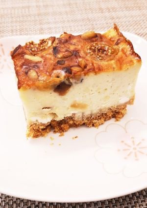 甘くないゴルゴンゾーラのチーズケーキ-レシピのメイン写真