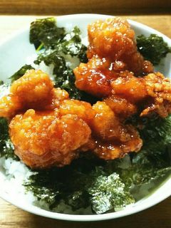 ランチや夜食に♡冷凍唐揚げで簡単丼♡-レシピのメイン写真