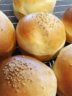 お家でハンバーガー!バンズパン-レシピのメイン写真