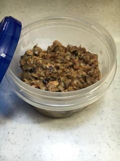 鯖味噌缶とシメジで簡単煮物♫-レシピのメイン写真