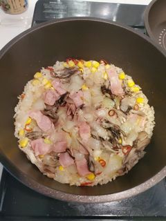 白ワインで炊く 洋風炊き込みご飯-レシピのメイン写真