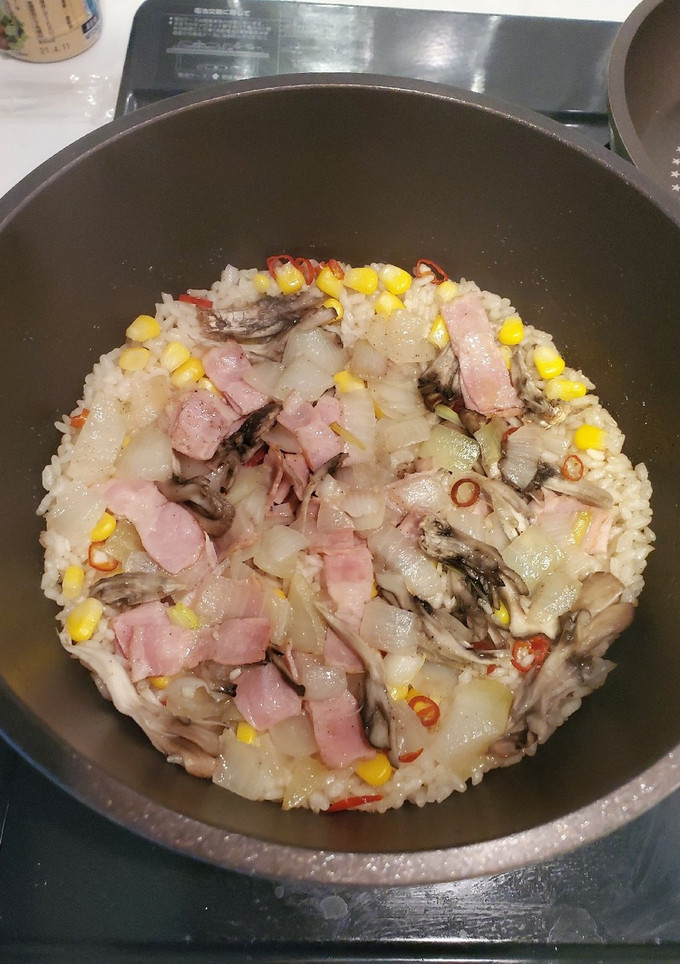 白ワインで炊く　洋風炊き込みご飯-レシピのメイン写真