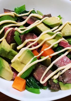 アボガドとロースト鹿のゴロゴロサラダ-レシピのメイン写真