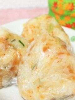 やみつき味♡ 天かすとねぎのおにぎり-レシピのメイン写真
