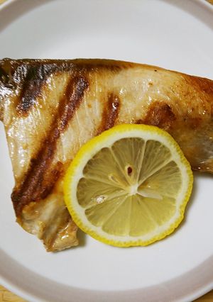 【子どもと作ろう】ぶりの塩焼き-レシピのメイン写真
