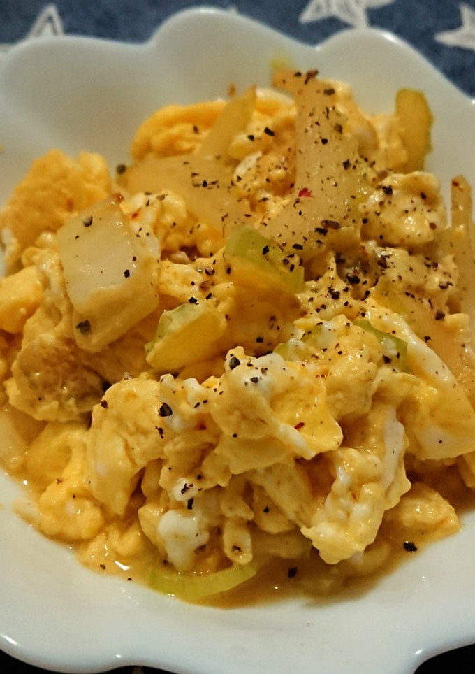 セロリと卵の中華炒め-レシピのメイン写真