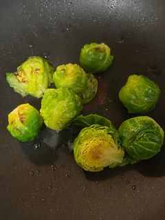 芽キャベツ炒め-レシピのメイン写真