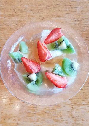 愛玉子 ヨーグルト キウイ いちご 蜂蜜-レシピのメイン写真