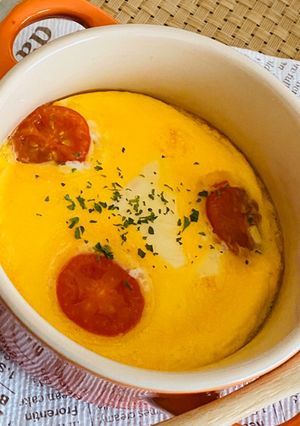 トマトとチーズのココットオムレツ-レシピのメイン写真