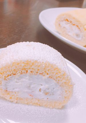 フルーツたっぷり！ロールケーキ-レシピのメイン写真