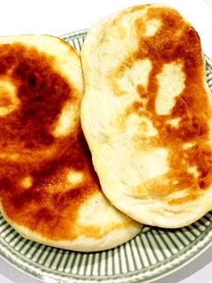 材料費100円で4枚!手づくりナン-レシピのメイン写真