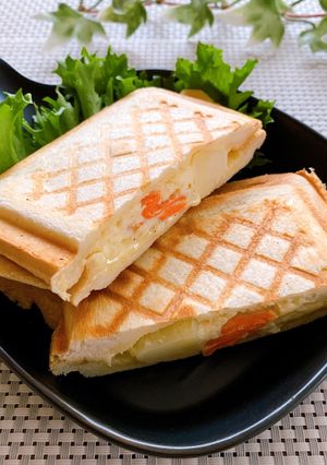 簡単リメイク★ポテサラホットサンド-レシピのメイン写真