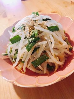 生ニラが美味しい!もやしとニラのナムル♪-レシピのメイン写真