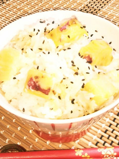 簡単☆さつま芋ゴロゴロゴロゴロゴロご飯-レシピのメイン写真