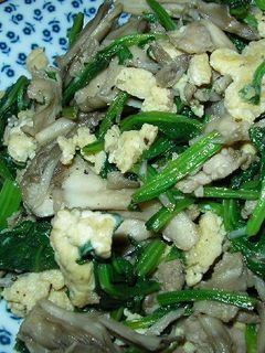 醤油バターの豚肉とほうれん草の卵炒め-レシピのメイン写真